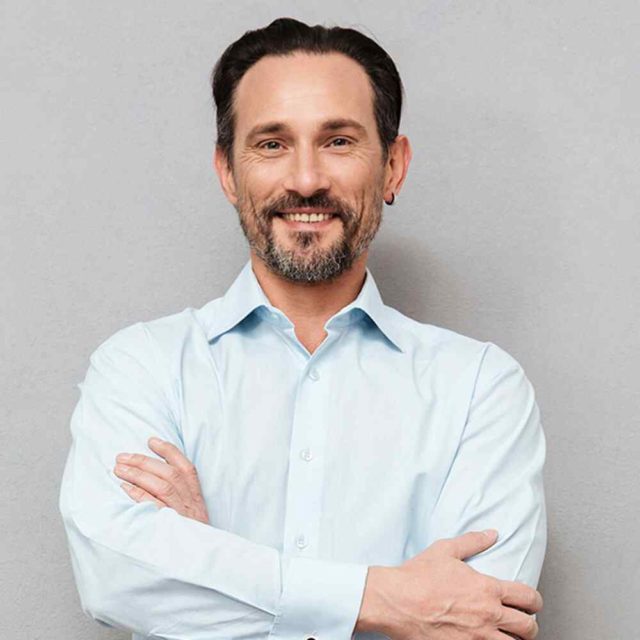 https://www.ecosson.com.br/wp-content/uploads/2019/02/team_04-640x640.jpg